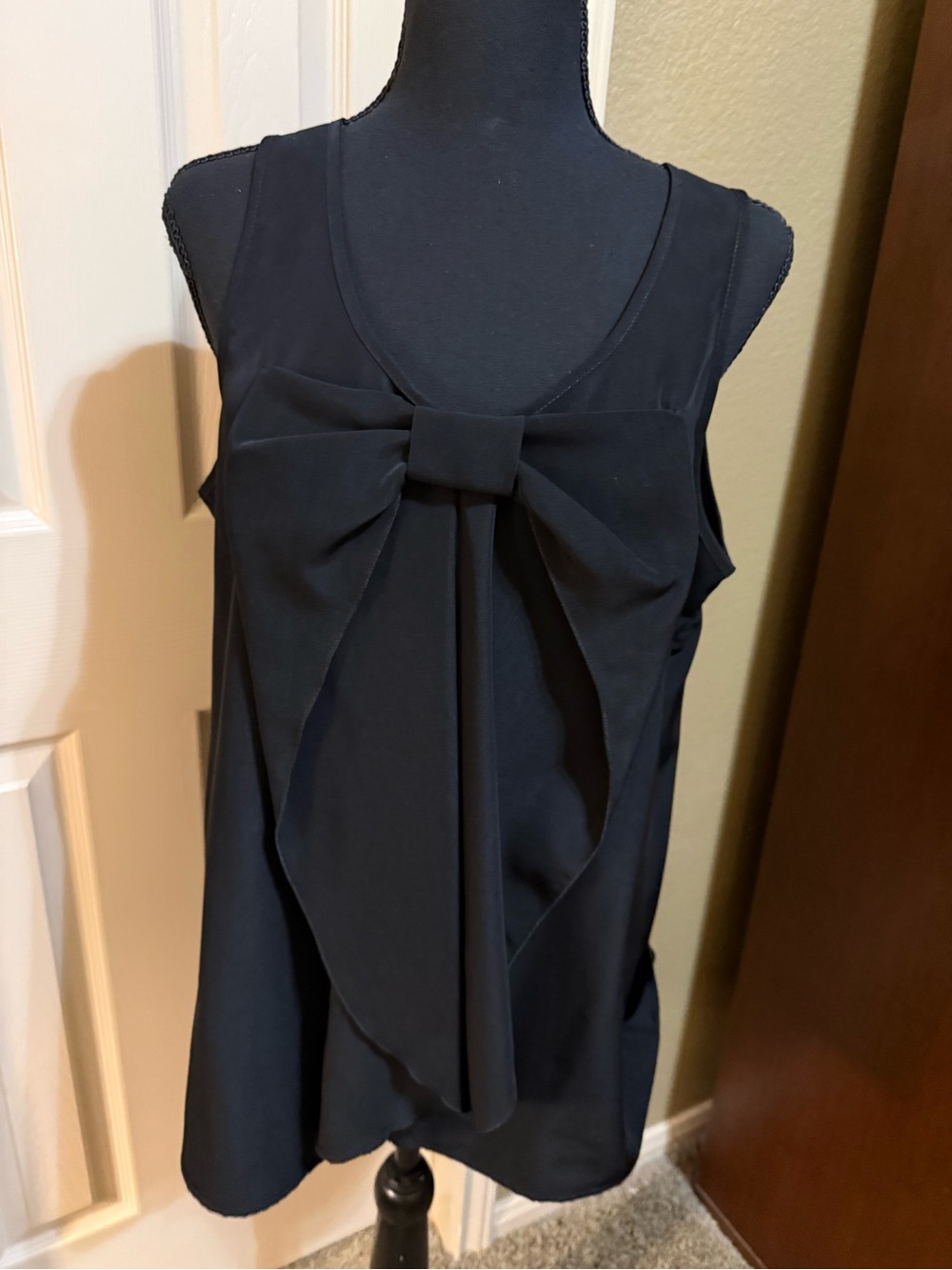 Neiman Marcus Black Bow-Front Sleeveless Camisole